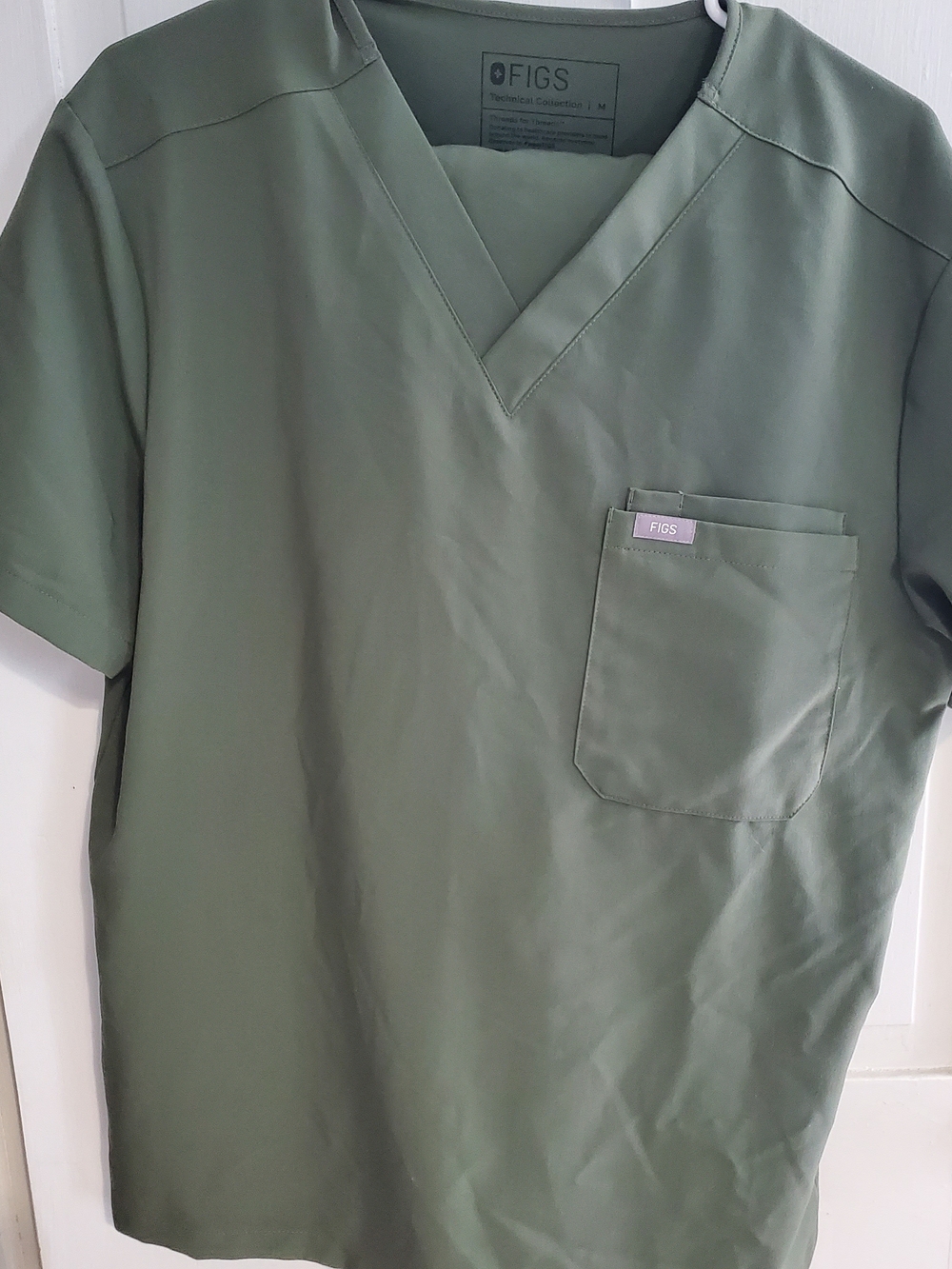 FIGS Men's Scrub Set Moss Green Leon 3-Pocket Top & Tansen Jogger Pants Size Med